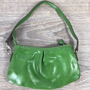 Liz Claiborne Green Faux Leather Mini Wristlet Baguette Zip Top Pouch